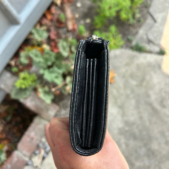 Liu Jo Zip around Wallet, 7.5” x 3 3/4” x 1” - Picture 7 of 10